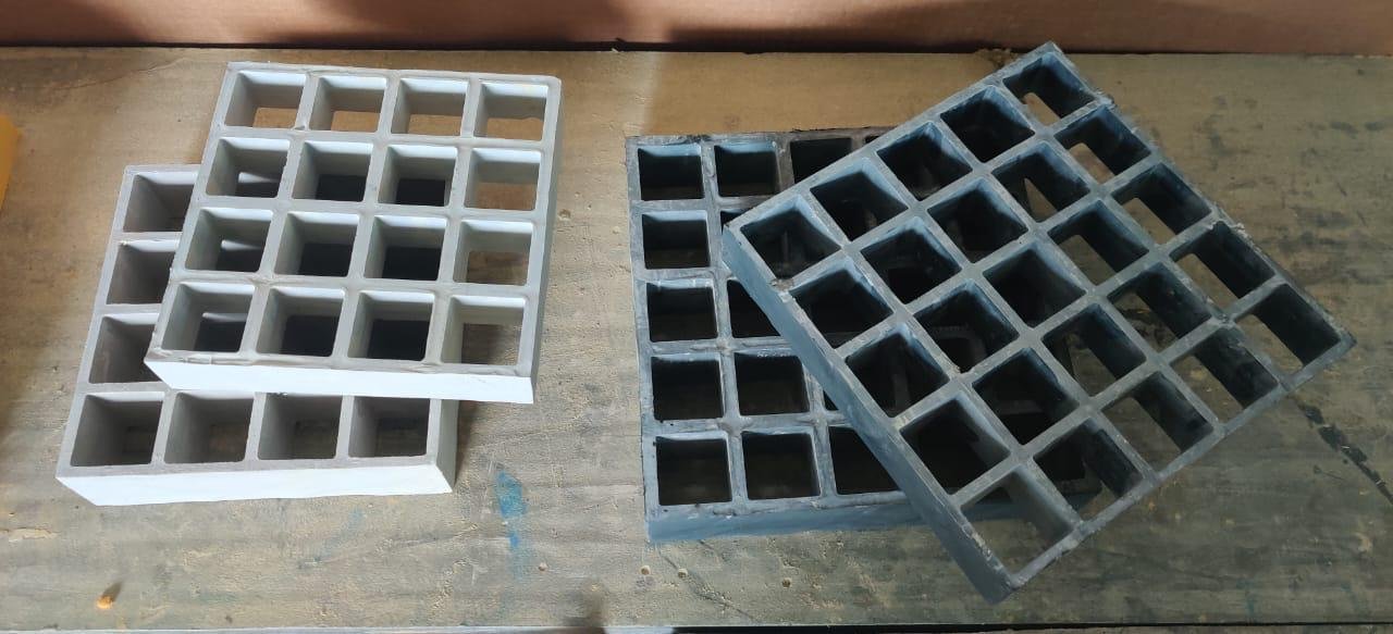 FRP/GRP Drain Channels With Grating / Gully Covers