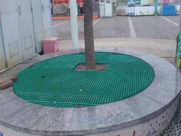 Tree Gratings